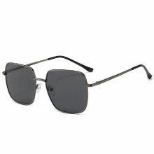 Sunglasses Children High Metal Frame Sunglasses Colorful Sunglasses Outdoor Decorative Sunshade Glasses