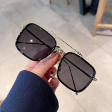 Cartoon Retro Childs Womens Sunglasses Geometric Sun Women Sunglass Glasses Eyewear Decor Travel Oculos