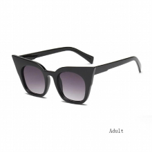 ZUCZUG Vintage Cat Eye Sunglasses Women Oversized Parent-child Sunglasses Retro Cat Eye Red Frame Sun Glasses UV400