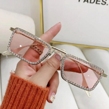 Frameless Sunglasses Creativity Individuality INS Girl Sunglasses Box with Drilled Sunglasses dressing accessories