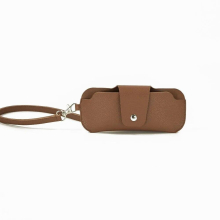 1Pcs Glasses Bag Portable Hanging Neck Anti-lost Sunglasses Protective Cover Double-Sided Soft PU Leather Accessories