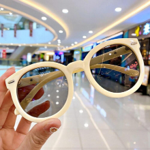 Girls Boys Cartoon Sunglasses Children Retro Round Sunglasses Outdoor Summer Sunglasses For 2-8 Years Kids Headware