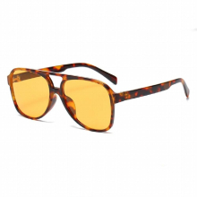 Oversized Pilot Sunglasses Unisex - Vintage Yellow Lens, Night Vision Driving Glasses, Retro Eyewear in Leopard Yellow & Black Yellow