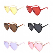 90S Vintage Glasses Large Women Lady Girls Oversized Heart Shaped Retro Sunglasses Love Eyewear