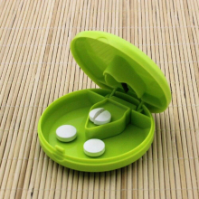 Pill Tablet Pill Cutter Divider Plastic Material Portable Organizer For Medicine Splitter Hold Storage Medicine Cutter Pillbox