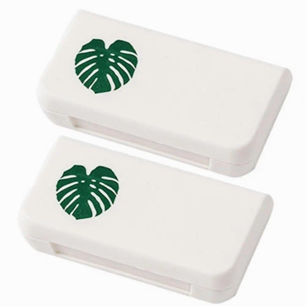 Multicoloured 2Pcs/Set Pillbox Dispenser Practical Plastic 3 Grids Rectangular Tablets Splitter Case For Home Mini Pill Case Pill Case