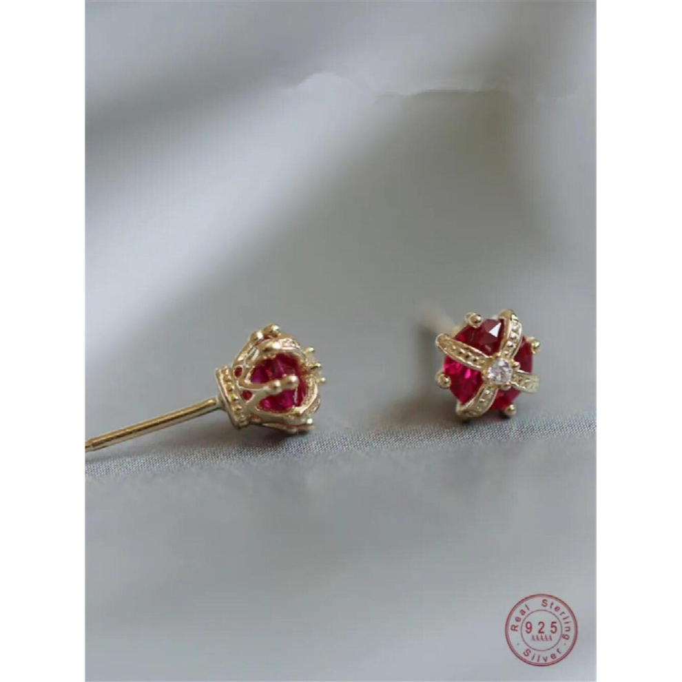 (stud earring White-Silver Light Yellow Gold Color) 925 Sterling Silver Crown Stud Earrings Women Inlaid Red Zircon Right Staff Noble Wedding Jewelry Gift