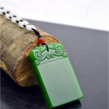 Hot Selling Natural Men Women Hand-Carved Green Jade Pendant Boutique Jewelry Charm Amulet