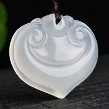 Natural Agate Ice Chalcedony Baby Lock Pendant Female Heart-shaped Baby Longevity Lock Necklace