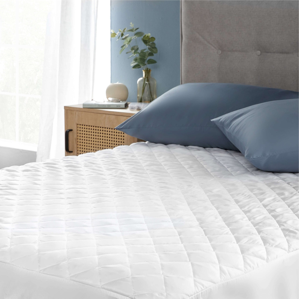 Silentnight Supersoft Waterproof Mattress Protector - King