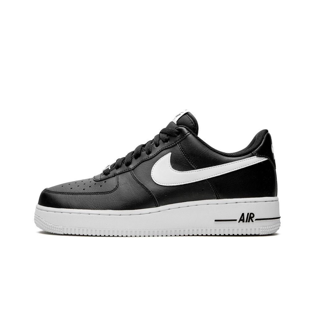 (UK 9) Nike Air Force 1 07 AN20 Trainers Black/White