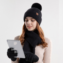 (D) Ladies Thick Knit Hat Scarf And Gloves Set Knitted