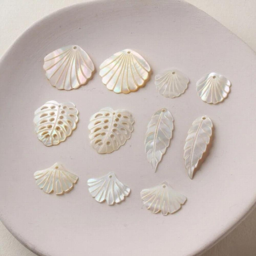 Natural shell material hollow leaf shell ginkgo leaf with hole pendant diy accessories 1
