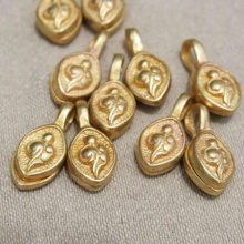 10PCS Tibetan Buddhist Prayer Malas Counter Clips Golden Brass Sea Snail Eight Auspicious Symbols BRO997