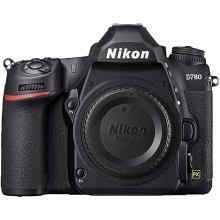NIKON Nikon D780 Kit (24-120)