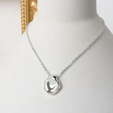 QUEENKISS NC6100 Fine Jewelry Lady Girl Birthday Wedding Gift Irregular 18KT Pendant Necklace