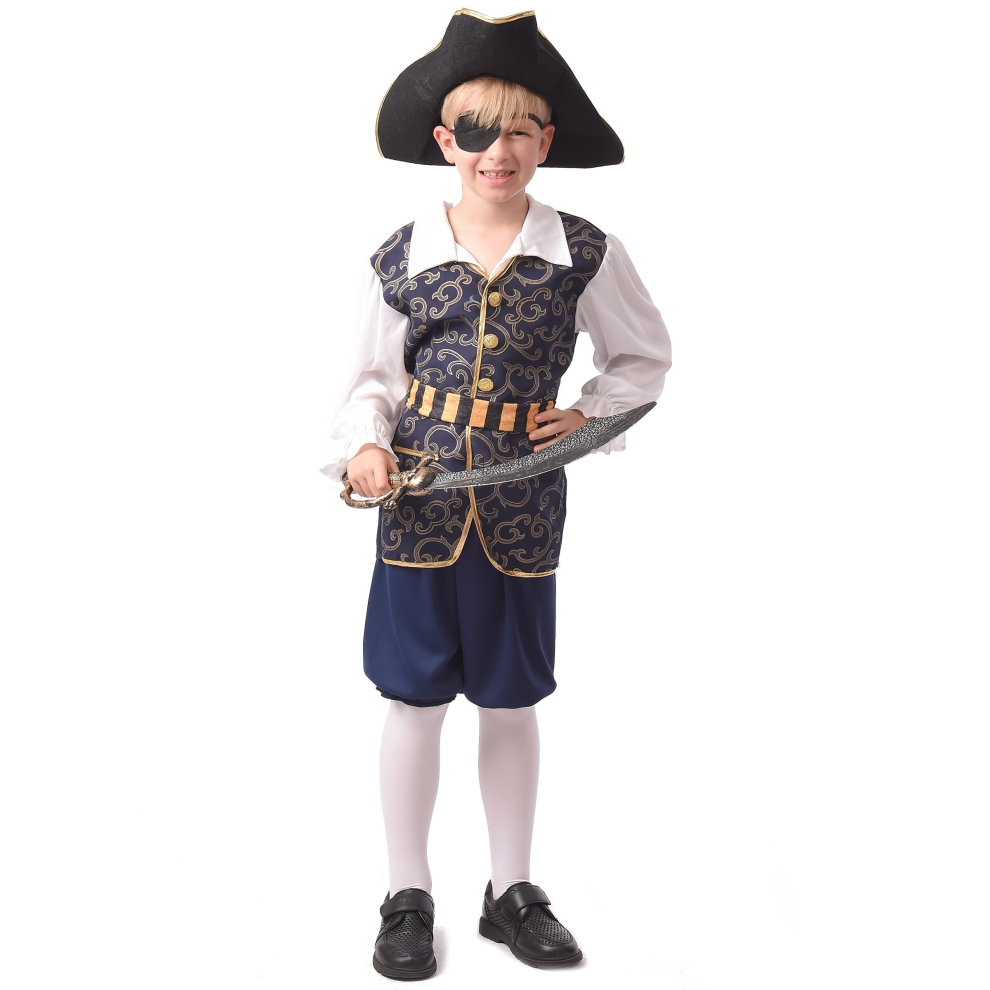 Chic pirate costume for boys