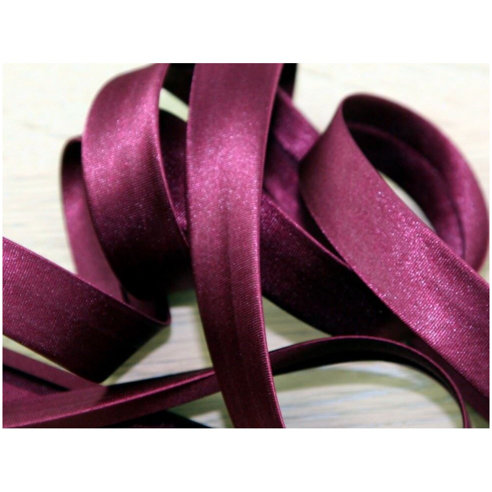 Prym 20mm Duchesse Satin Bias Binding Tape Blackberry - per metre