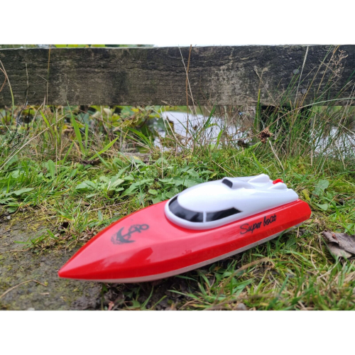 (Red) 2.4G Rechargeable DUAL MOTOR RC High Speed Boat 2