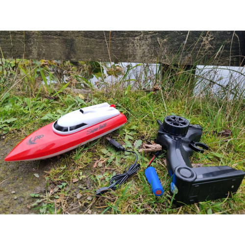 (Red) 2.4G Rechargeable DUAL MOTOR RC High Speed Boat 1