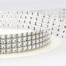 Stephanoise 30mm Sequin & Bead Trim Silver - per metre