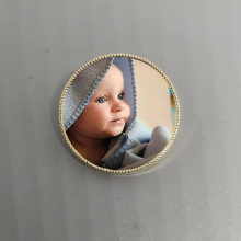 Personalized photos buttoned baby photos Favorite for moms, dads and grandparents for family