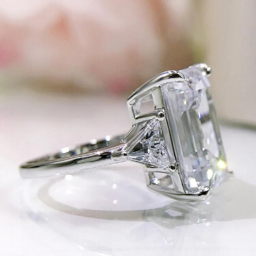 S925 Silver Ring Emerald Cut Rectangular Diamond Fairy Temperament Wedding Ring 10 * 14mm Diamond Ring 1