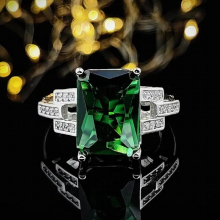 Womens Suit Emerald Zircon Ring Daily Casual Party Accessories