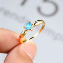 Romantic Love Heart Small Stone Ring Vintage Female Opal Engagement Ring Classic Thin Wedding Rings For Women