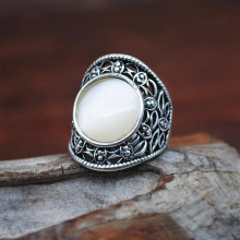 Vintage Rings for Women Antique Silver Plated Opal Crystal Stone Carve Hollows Bohemian Ethnic Engagement Jewelry
