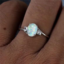 Vintage Female Opal Stone Ring Classic Silver Engagement Ring Crystal Oval Wedding Rings For Women