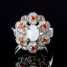 Arrival Delicate Flower Shaped Opal Ring for Women Inlaid Crystal Female Rings Accessory Weddeing Party Jewelry