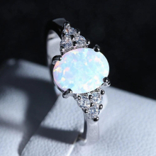 Advanced Women Rings Oval Opal Ring Female Jewelry Brilliant Zircon Girls Holiday Gift Party