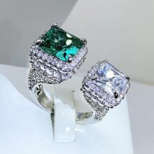 Advanced Women Rings Square Emerald Ring Female Jewelry Brilliant Zircon Girls Gift