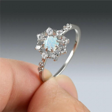 Female Hollow Flower Ring Opal Round Stone Ring Classic Silver Engagement Rings For Women Wedding Party Jewelry