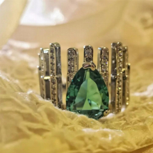 Creative Jewelry Water Drop Simulation Emerald Wedding Ring Womens Green Zirconia Retro Finger Rings