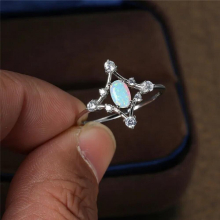 Vintage Hollow Crystal Wedding Ring Charm Female Fire Opal Oval Stone Ring Classic Silver Engagement Rings For Women