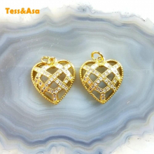 5pcs Romantic Girly Hollow Out Heart Shape Pendant CZ Pave Plated Brass For Sweet Love Girl Anniversary Party Birthday Gift
