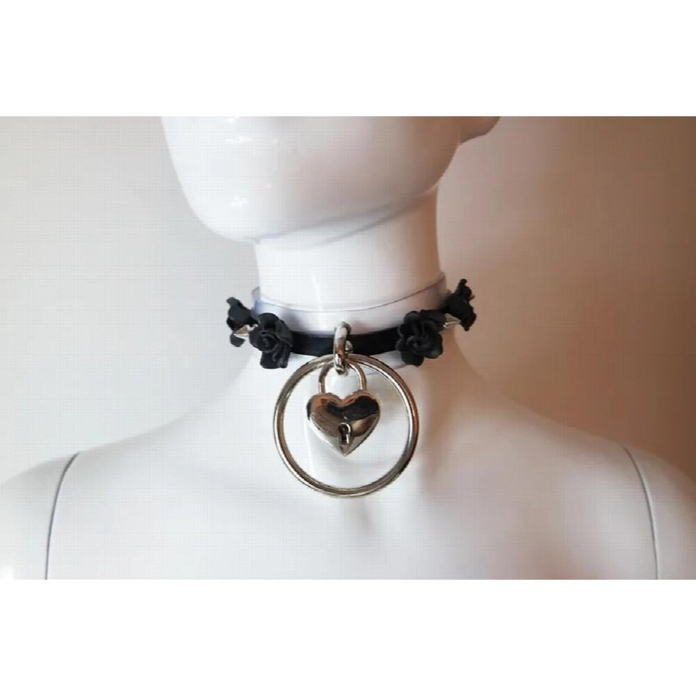 Sexy Harajuku punk two layer Leather Choker Necklace Flower O-Round Rivets Lock Collar Necklace torque belt