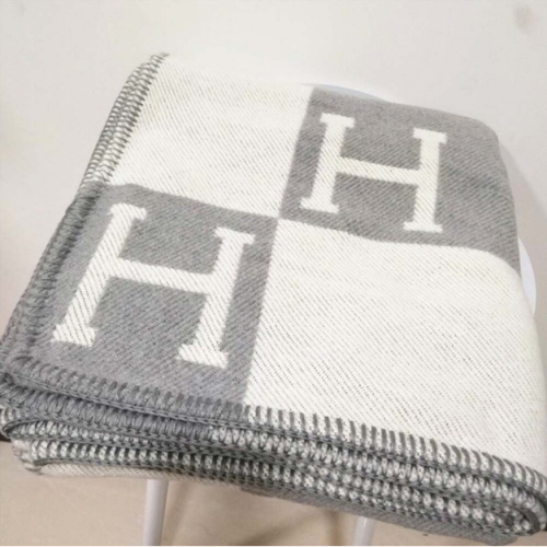 (grey) Wool Cashmere Throw Plaid Blankets pillow Sofa Bedding Shawl Xmas Gift 2
