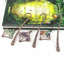 Style 3Pcs/Lots Natural Agates Gravel Crystal Antique Copper 7Chakra Square Tree of Life Healing Crystal Handmake Bookmark