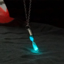 Luminous Necklace Glass Tube Necklace Hourglass Crystal Drift Bottle Pendant Lucky Girls Wish Bottle Pendant Necklace