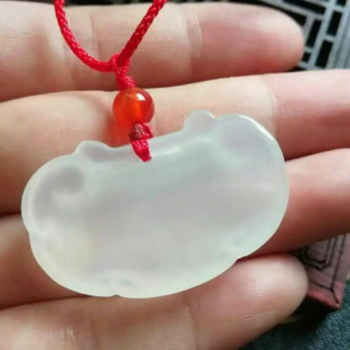 Natural ice-white agate baby longevity lock pendant 1