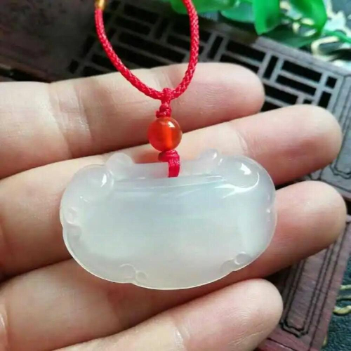 Natural ice-white agate baby longevity lock pendant 2