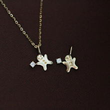 9k Sense Childrens Interest Christmas Gingerbread Man Pendant