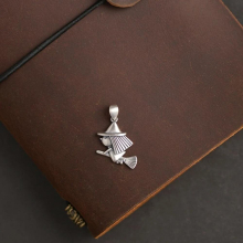 Jewellery Collection 925 Sterling Silver Witch Charm Riding on Broom of Old Student Collar Bone Child Pendant