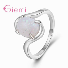 Concise Oval Opal Egg Stone Crystal Rings High-End 925 Sterling Silver Wedding Band Hot Marrage Jewelry for Women