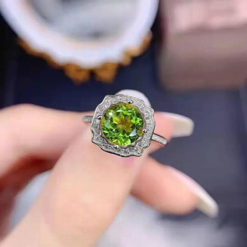 Silver Infinity Lab Emerald Ring Female Engagement Wedding Simulation Diamond Ring Jewelry 1