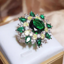 Green Zircon Full Diamond Ring for Womens High Emerald Ring Party Jewelry Emerald Rings for Women