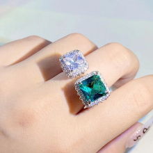 Emerald Butterfly Ring Female Opening Full Diamond Ring 925 Stamp Temperament Wild Birthday Wedding Party Gift